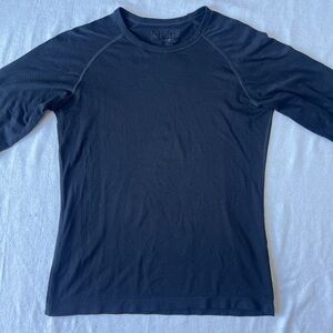 Figs Black Salta Seamless Longsleeve Underscrub Shirt - Size L